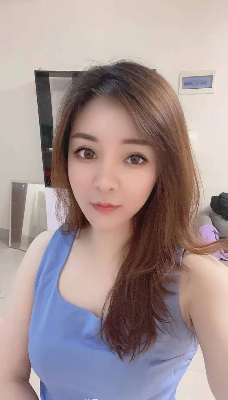 天河小女仆装馨馨